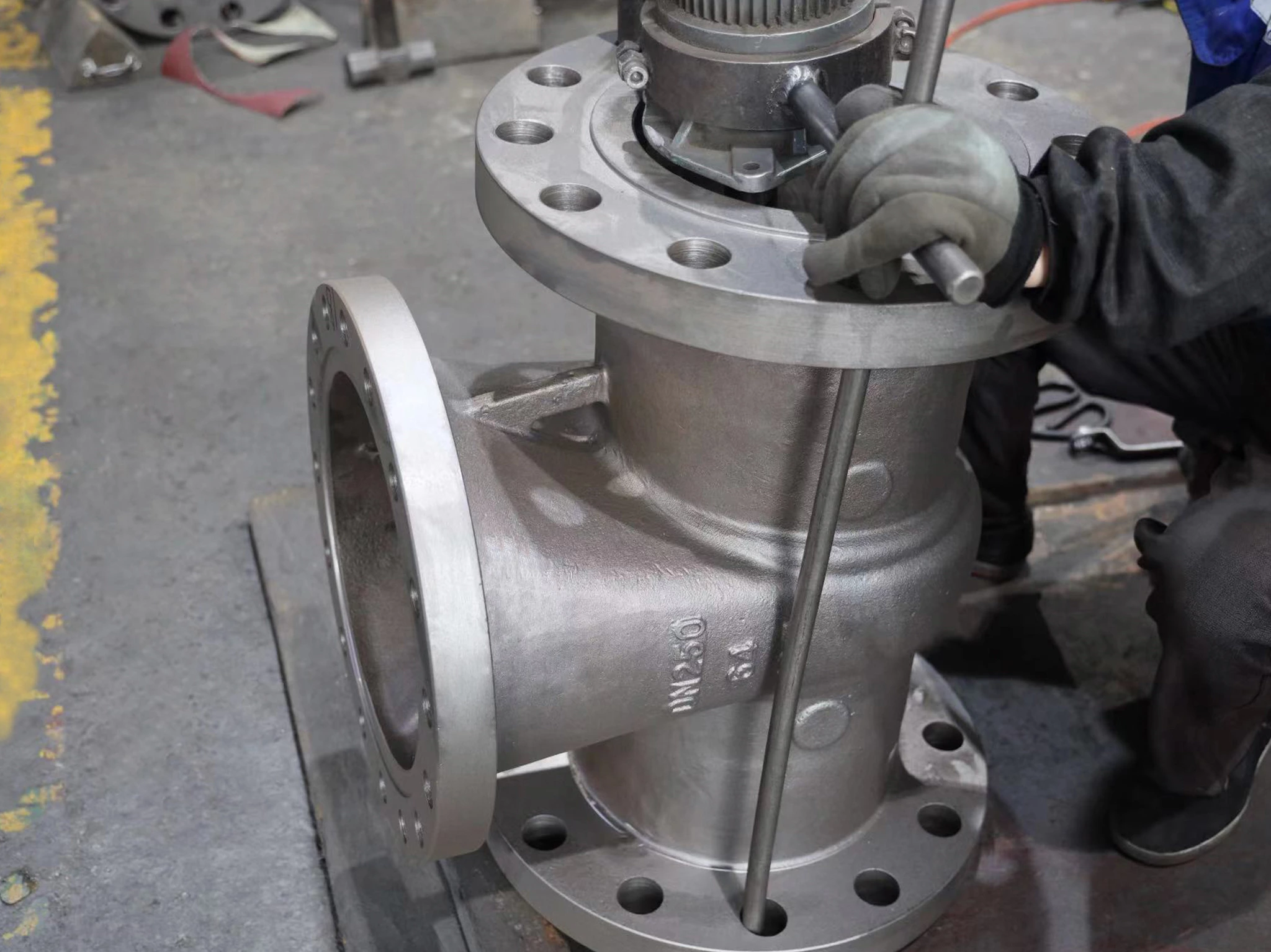 Контроль при сварке шаровых клапанов из чугунной стали